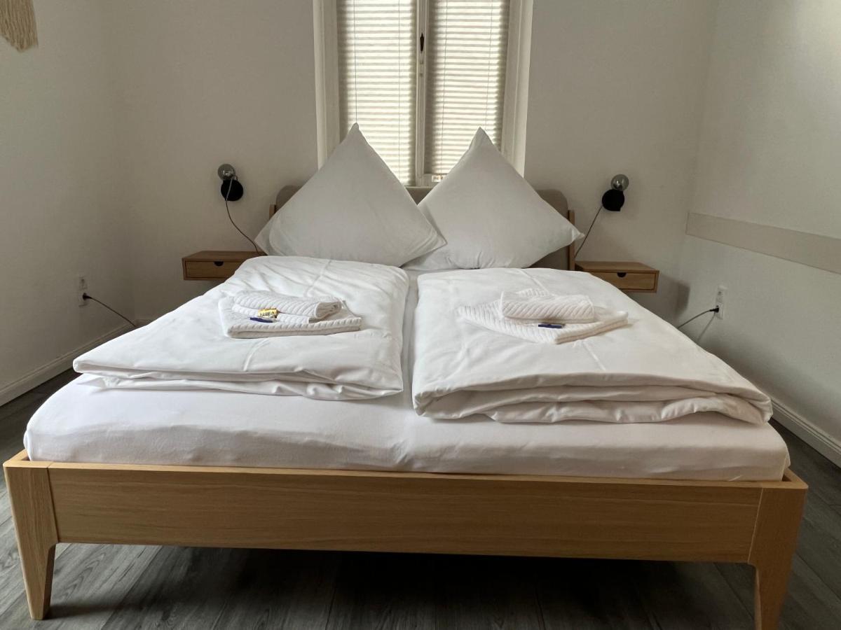 Direkter Moselblick I Altbau I 4 Personen I Terrasse Apartman Sankt Aldegund Kültér fotó